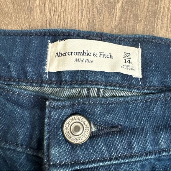 NWT Abercrombie & Fitch Mid Rise Ultra Wide Leg Jeans Size 32 14 LONG 32/14L NEW - Picture 4 of 11